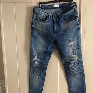 ZMDC —— Distressed Jeans